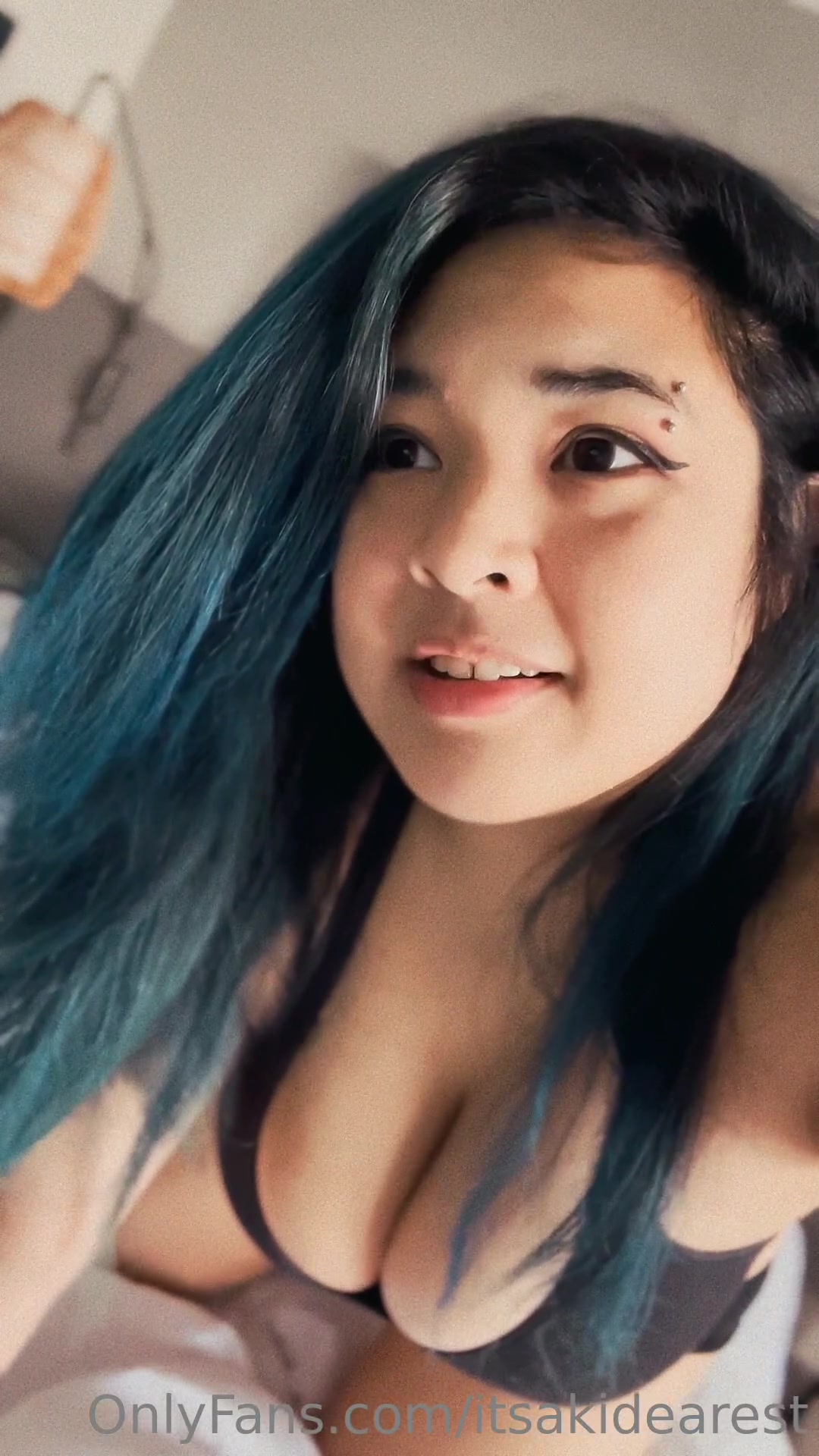 Akidearest Nude – Bounce Huge Tits