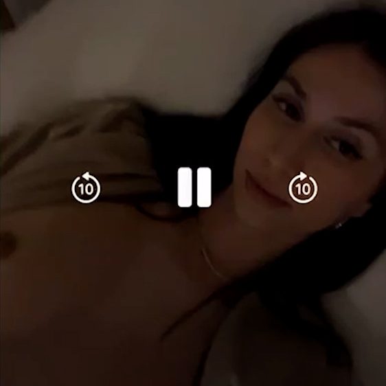Kybabyrae Onlyfans  – Masturbate on Bed