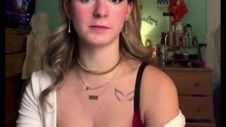 Kaitkrems Naked – Her Show Off Big Tits !