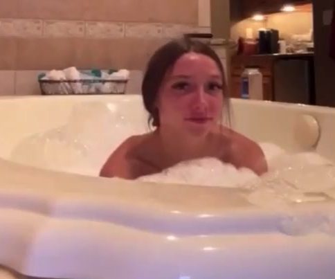 Crazyjamjam Onlyfans Leak – Nude Shower In Bathtub Sexy